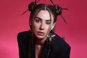 Yay mövsümünün açılışında Mehin səhnə alacaq!