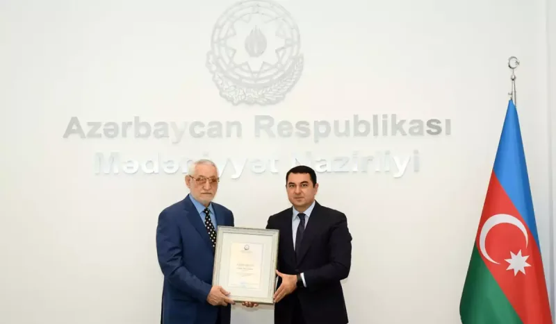 Xalq artisti ilə Nazirin görüşü oldu