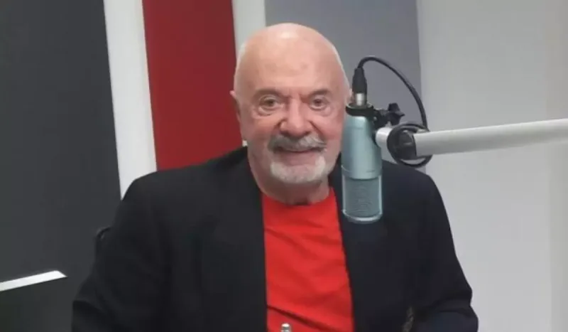 Məşhur türk aparıcı vəfat etdi