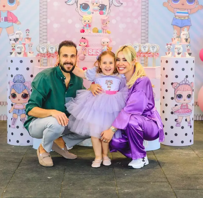 “Selena”nın ulduzu boşandı