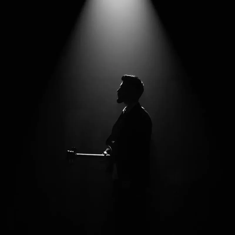 Mərdandan məşhur mahnıya yeni nəfəs