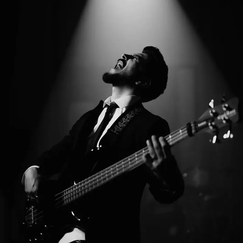 Mərdandan məşhur mahnıya yeni nəfəs