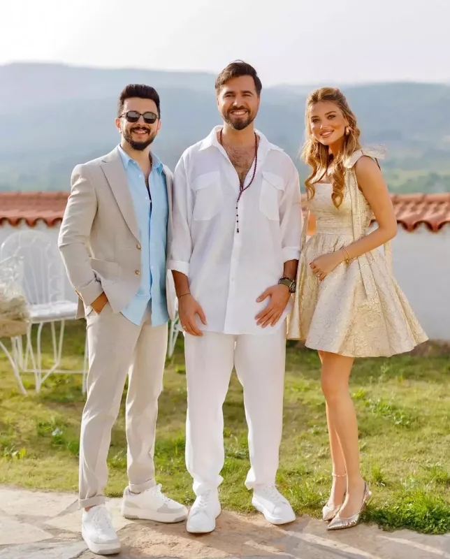 Nəzrinlə Mərdan Çingizin toyunda