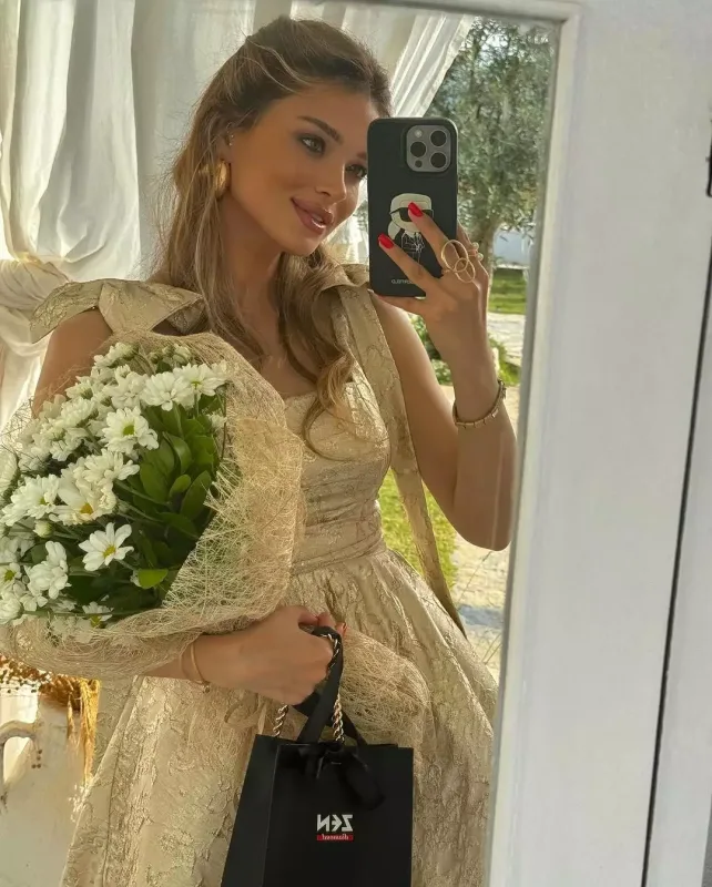 Nəzrinlə Mərdan Çingizin toyunda