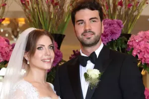 Edanın əri cinsi orqanını göstərdi, matç dayandı - VİDEO