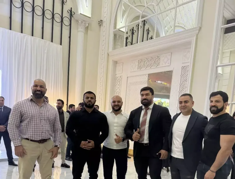 Özünə ad günü keçirdi