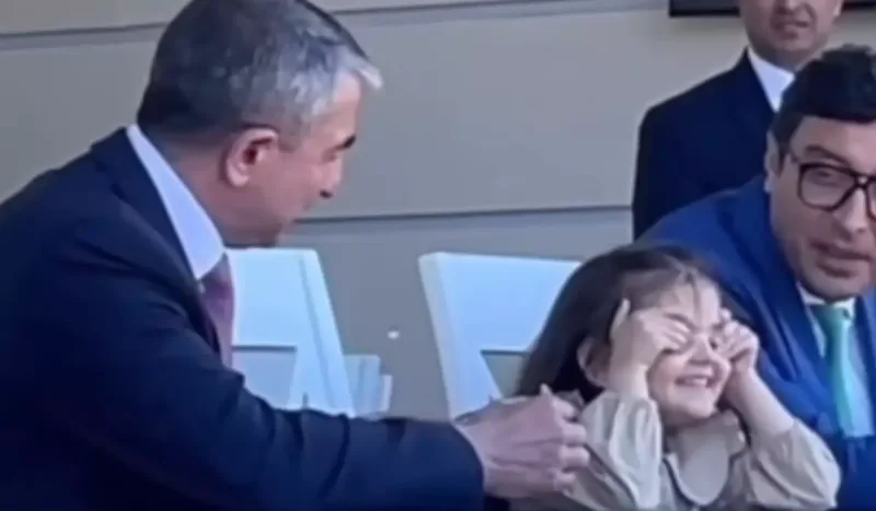 DSX rəisi ilə şəhid qızının səmimi anları