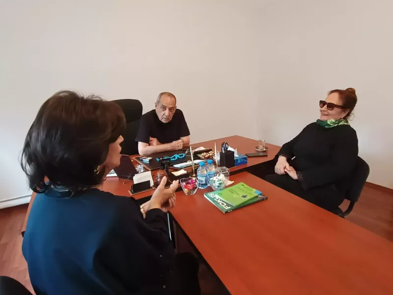 Köhnə dostların görüşü!