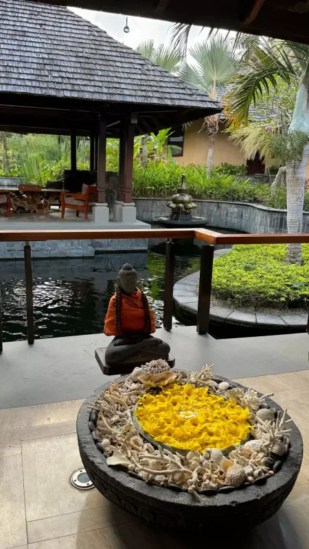 Nəzrinlə Mərdan balayına getdilər