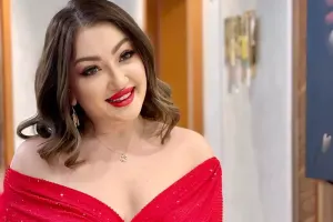 Zümrüd keks mağazası açmaq istəyir