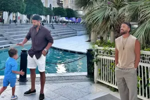 Zamiq oğlu ilə tətildə