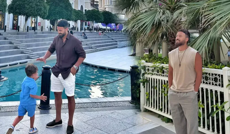 Zamiq oğlu ilə tətildə