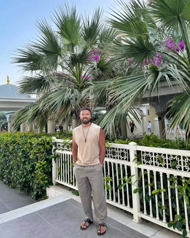 Zamiq oğlu ilə tətildə