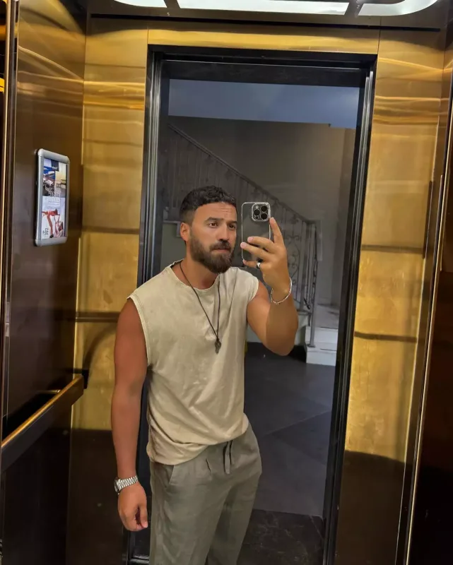 Zamiq oğlu ilə tətildə