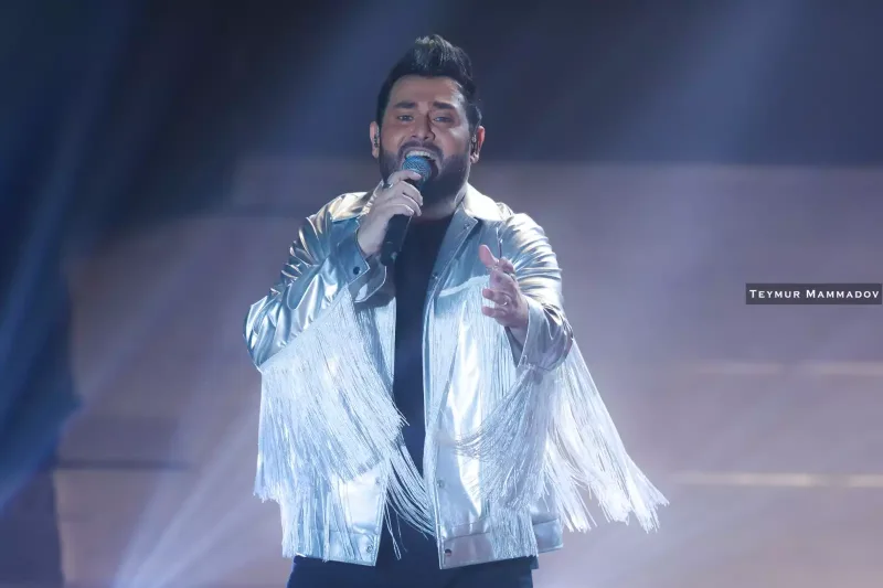Murad Arifin konserti baş tutdu