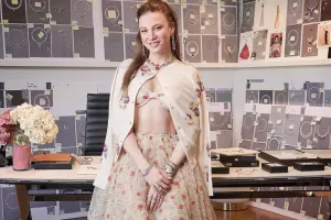 Serenaydan çiçəkli tərz