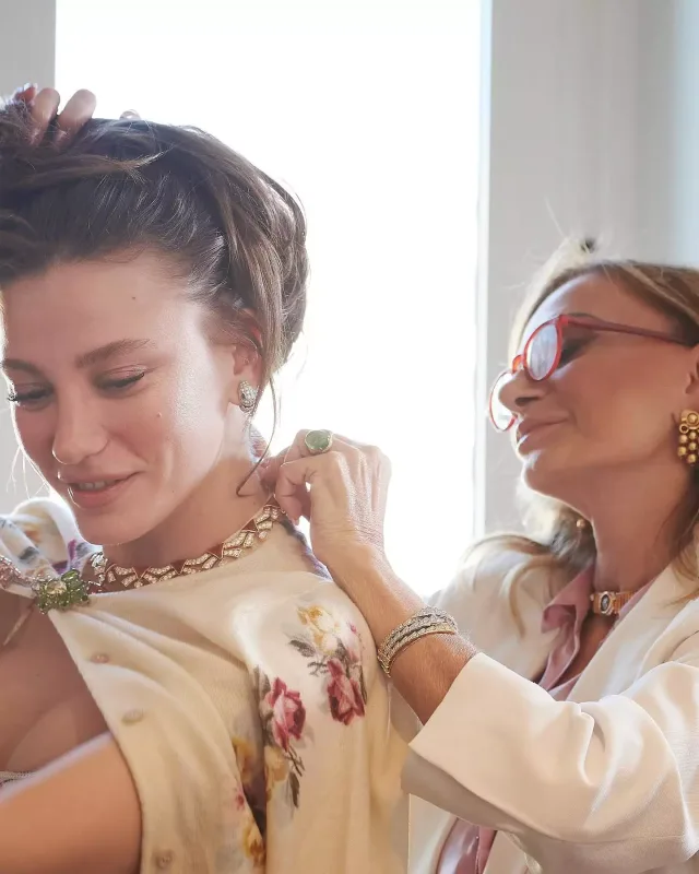 Serenaydan çiçəkli tərz