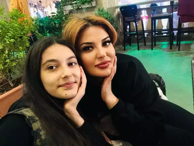 Qızı efirdə İlahəni və Vüsaləni kövrəltdi
