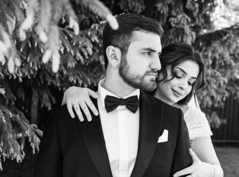 Rusiyada məşhurlaşan blogerin toyu oldu