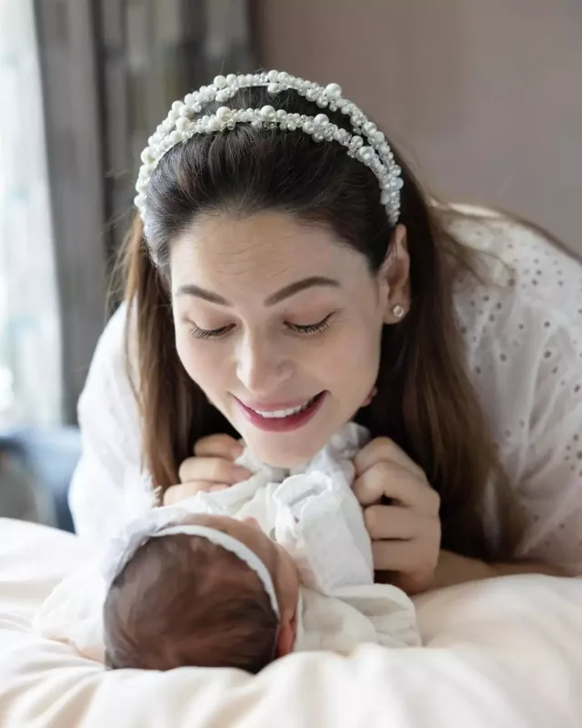 “Kuruluş Osman”ın ulduzu ilk dəfə qızını paylaşdı