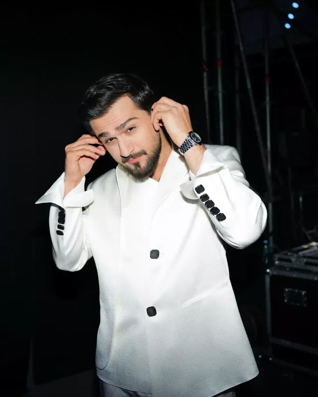 Coninin bəyaz tərzi!