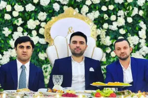 Xanəndənin toyu oldu