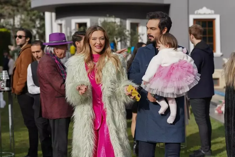 Baş rolu “Kirli sepeti”ndən ayrıldı