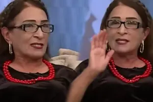 “Onu deyən 1949-cu ildə ölənlərin yanına döşənsin”