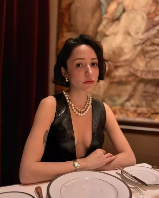 Zeynepin yeni sevgilisi odur