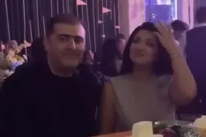 Tunar və xanımı məclisdə!