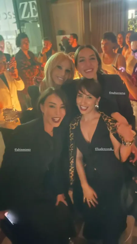 Ad günündən fotolar paylaşdı