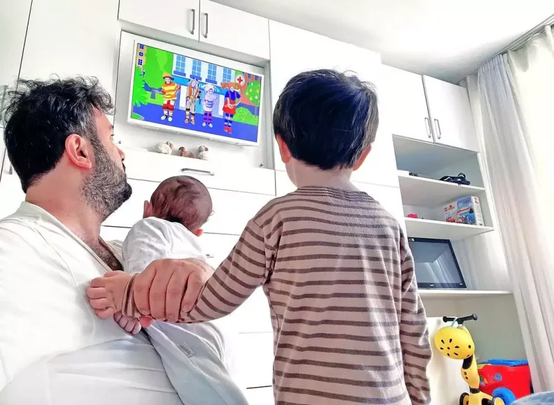 Elnurdan övladlarıyla bağlı paylaşım