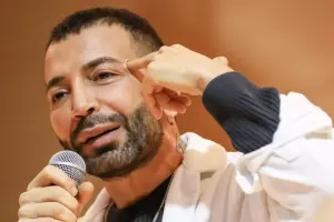 Türkiyəli tanınmış yazar saxlanıldı