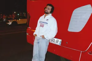 Coni Paris küçələrində