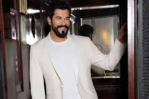 Bakıda Burak Özçivitə görə izdiham