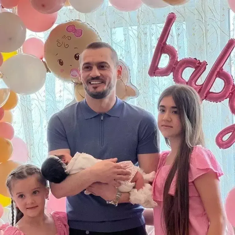 “Arıqlayanda deyirlər, pis yola düşmüsən?”