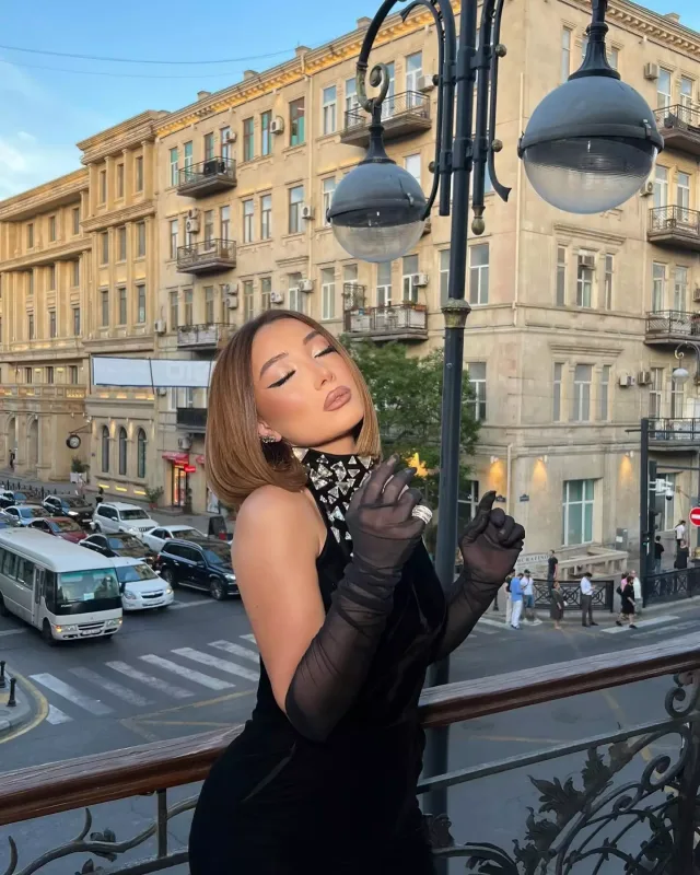 Günay tərzini dəyişdi