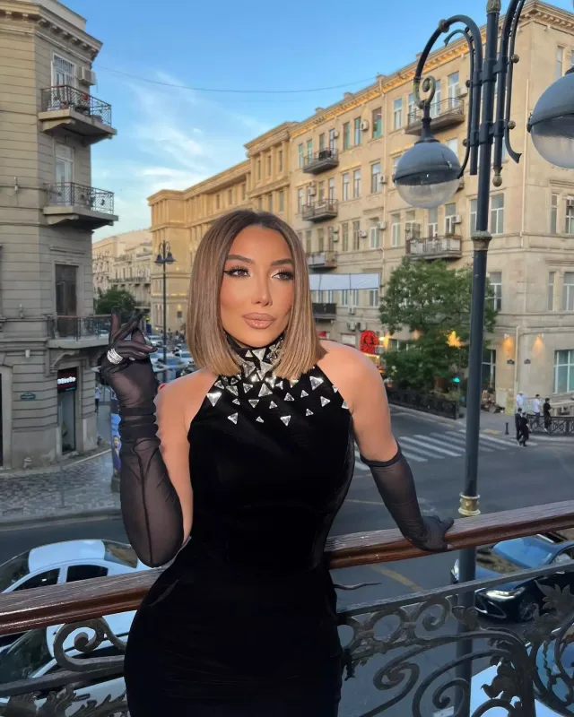 Günay tərzini dəyişdi