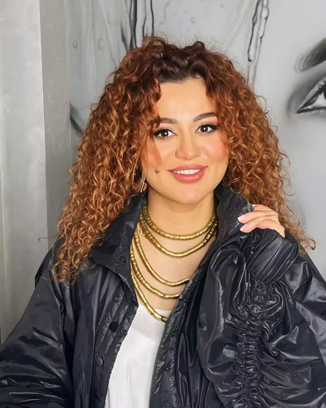 “İndiki gənclər sərbəstliklə tərbiyəsizliyin yerini səhv salırlar”