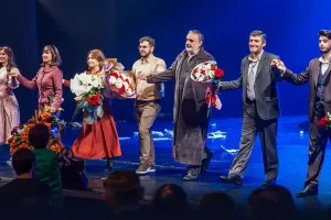 “Sənsiz” ilk qastroluna gedir