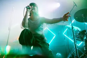 Azərbaycan əsilli müğənninin mahnısı Avropada!