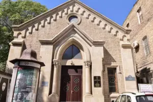 Teatrdakı mənimsəmə ilə bağlı hökm!