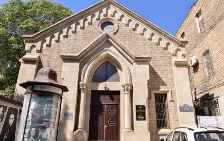 Teatrdakı mənimsəmə ilə bağlı hökm!