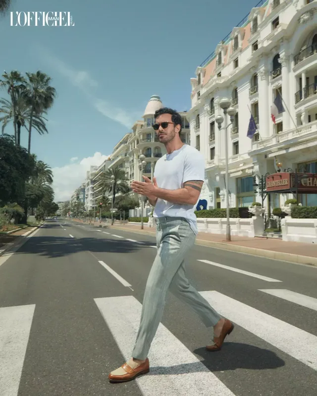 Barış Ərəbistanda dərgi siması oldu!