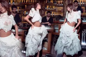 Ayseldən doğum günündə rəqs şousu!