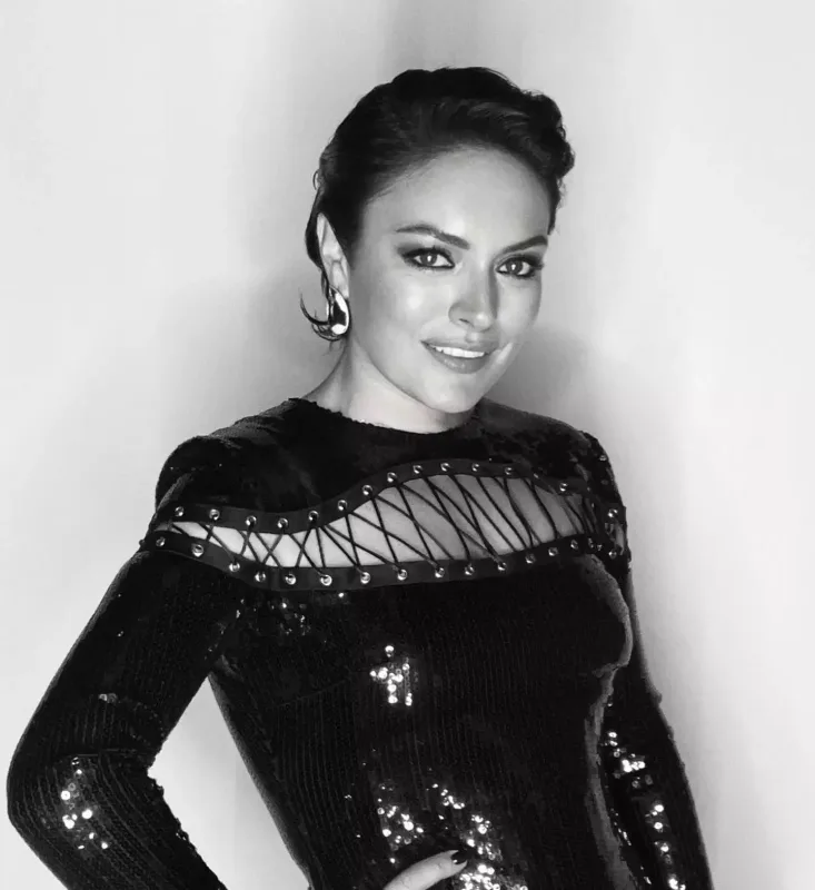 Ezgiyə 10 minlik cəza!