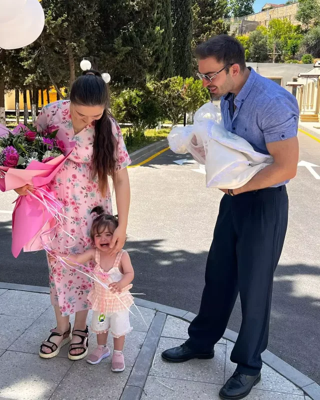 Azərbaycanlı aparıcının ikinci övladı oldu