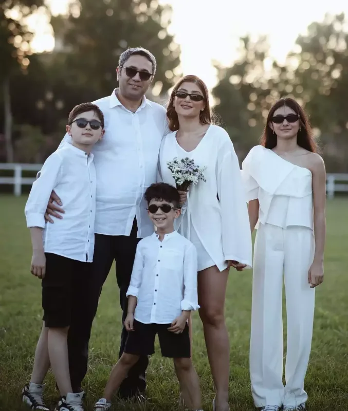 14 il fotosessiyası…