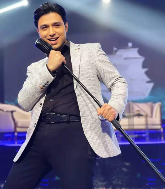 “Hamı səhnəyə musiqiçi və rəqs ilə çıxır”