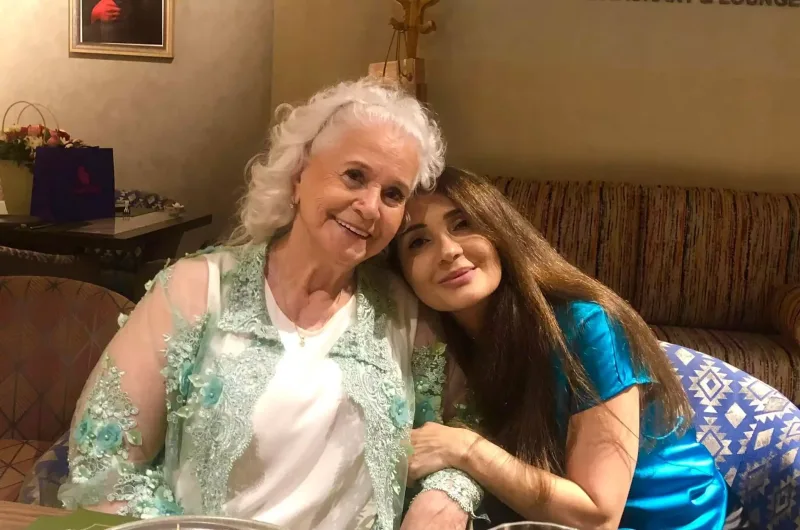 Zemfira Sadıxova 85 yaşını qeyd etdi